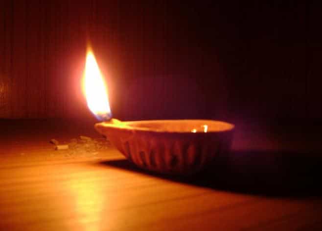 Navratri Akhand Jyoti: ನವರಾತ್ರಿಯಂದು ಬೆಳಗಿಸುವ ಅಖಂಡ ಜ್ಯೋತಿಯ ನಿಯಮಗಳೇನು?