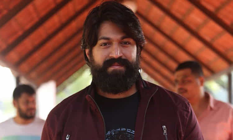 ಕೆಜಿಎಫ್-2 ಟೀಸರ್ ಲೀಕ್ ಮಾಡಿದ ಮಹಾನುಭಾವರಿಗೆ ದೇವರು ಒಳ್ಳೇದು ಮಾಡಲಿ- ಯಶ್