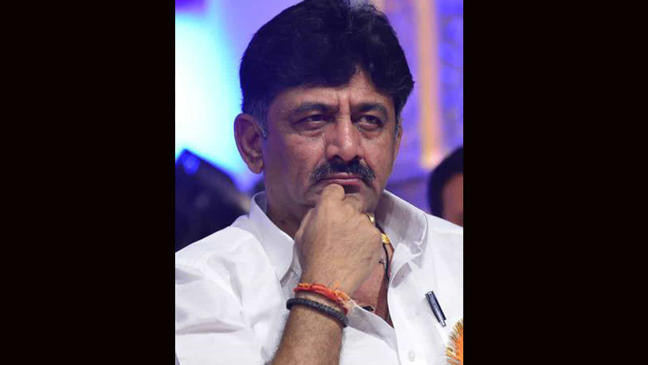 ವಿಚಾರಣೆಗೆ ಹಾಜರಾಗುವಂತೆ ಸಿಬಿಐನಿಂದ ಡಿಕೆ ಶಿವಕುಮಾರ್​ಗೆ ಸಮನ್ಸ್‌