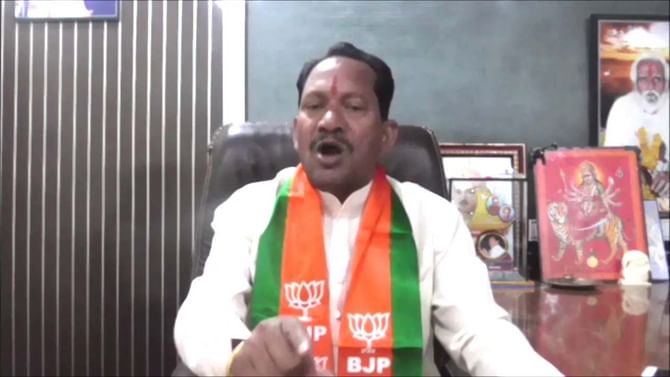 ಗೋಹತ್ಯೆ ನಿಷೇಧ ಕಾಯ್ದೆ ಪ್ರಶ್ನಿಸಿ ನ್ಯಾಯಾಲಯದಲ್ಲಿ ಮೇಲ್ಮನವಿ: ಗೆಲುವು ನಮ್ಮದೇ ಎಂದ ಸಚಿವ ಪ್ರಭು ಚೌಹಾಣ್ ಗೋಹತ್ಯೆ ನಿಷೇಧ ಕಾಯ್ದೆ ಪ್ರಶ್ನಿಸಿ ನ್ಯಾಯಾಲಯದಲ್ಲಿ ಮೇಲ್ಮನವಿ: ಗೆಲುವು ನಮ್ಮದೇ ಎಂದ ಸಚಿವ ಪ್ರಭು ಚೌಹಾಣ್