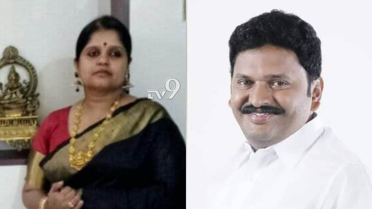 ಎಂಪಿ ಪ್ರಕಾಶ್ ಪುತ್ರಿಗೆ ಕೊಲೆ ಬೆದರಿಕೆ: ಮಾಜಿ ಶಾಸಕನ ವಿರುದ್ಧ ಎಫ್ಐಆರ್ ಎಂಪಿ ಪ್ರಕಾಶ್ ಪುತ್ರಿಗೆ ಕೊಲೆ ಬೆದರಿಕೆ: ಮಾಜಿ ಶಾಸಕನ ವಿರುದ್ಧ ಎಫ್ಐಆರ್