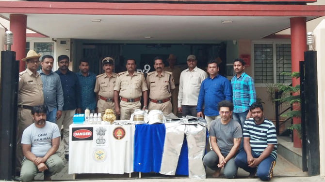 ನಾಸಾ ಹಳೇ ತಾಮ್ರದ ಚೊಂಬು ಖರೀದಿಸುತ್ತದಂತೆ.. ಮೂವರು ಅಂದರು! ನಾಸಾ ಹಳೇ ತಾಮ್ರದ ಚೊಂಬು ಖರೀದಿಸುತ್ತದಂತೆ.. ಮೂವರು ಅಂದರು!
