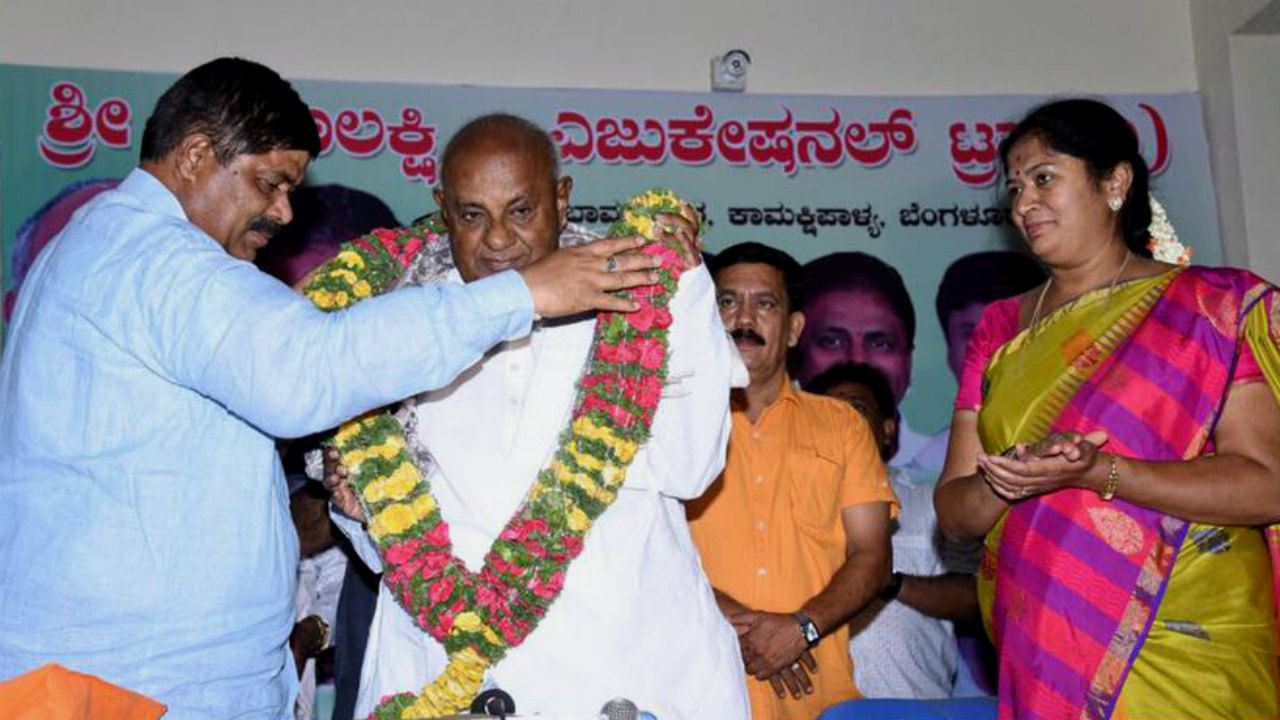 ಗೋಪಾಲಯ್ಯ ಪತ್ನಿ ಜೆಡಿಎಸ್​ನಿಂದ ಉಚ್ಚಾಟನೆ