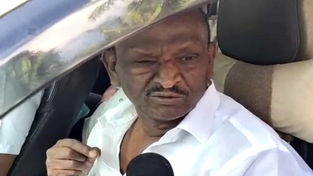 ಶರತ್ ಒಪ್ಪಿಕೊಂಡಿದ್ದಕ್ಕೇ ಅಂದು ನಾನು ರಾಜೀನಾಮೆ ನೀಡಿದ್ದು: ಎಂಟಿಬಿ ಹೊಸ ವರಸೆ! ಶರತ್ ಒಪ್ಪಿಕೊಂಡಿದ್ದಕ್ಕೇ ಅಂದು ನಾನು ರಾಜೀನಾಮೆ ನೀಡಿದ್ದು: ಎಂಟಿಬಿ ಹೊಸ ವರಸೆ!