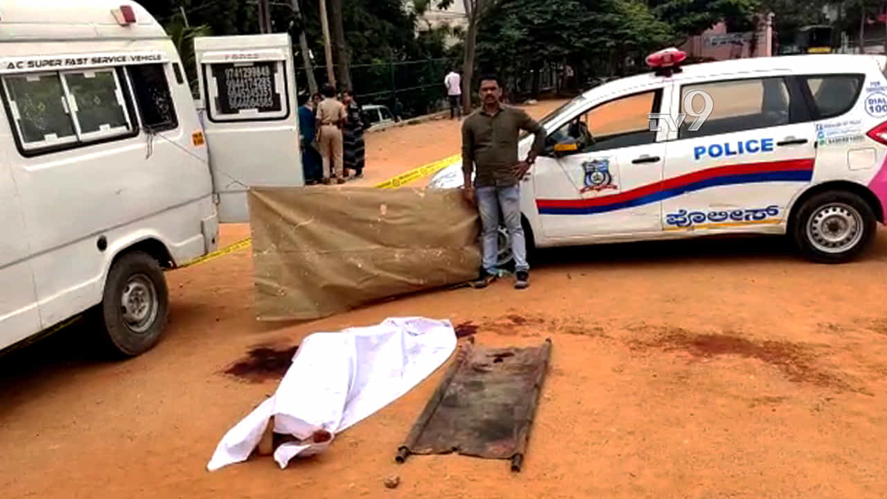 ಬೆಚ್ಚಿ ಬೀಳಿಸಿದ್ದ ಅಲೆಯನ್ಸ್ ವಿವಿ ಅಯ್ಯಪ್ಪ ದೊರೆ ಕೊಲೆ ಕೇಸ್ ಬೆಚ್ಚಿ ಬೀಳಿಸಿದ್ದ ಅಲೆಯನ್ಸ್ ವಿವಿ ಅಯ್ಯಪ್ಪ ದೊರೆ ಕೊಲೆ ಕೇಸ್