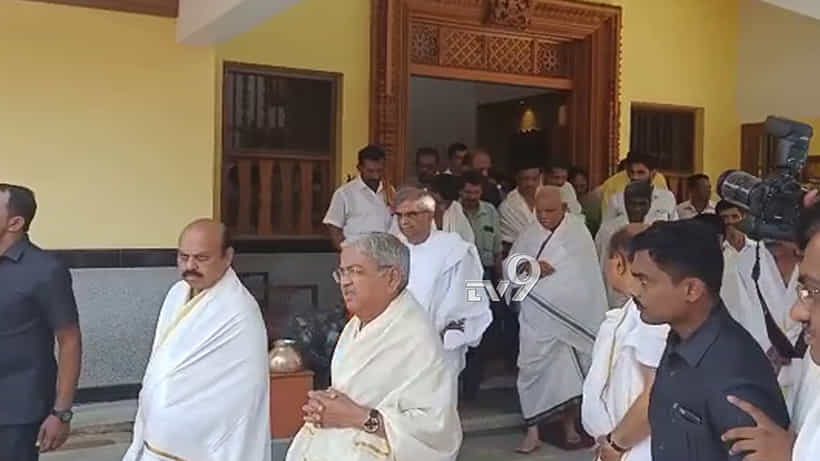 ಚುನಾವಣಾ ಫಲಿತಾಂಶಕ್ಕೂ ಮುನ್ನ ಮಂಜುನಾಥನ ದರ್ಶನ ಪಡೆದ ಬಿಎಸ್ವೈ