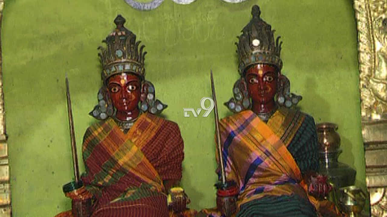 ‘ವಿಗ್ರಹ’ಕ್ಕಾಗಿ ಗ್ರಾಮಸ್ಥರು-ಅರ್ಚಕರ ನಡುವೆ ಬಿಗ್ ಫೈಟ್! ‘ವಿಗ್ರಹ’ಕ್ಕಾಗಿ ಗ್ರಾಮಸ್ಥರು-ಅರ್ಚಕರ ನಡುವೆ ಬಿಗ್ ಫೈಟ್!