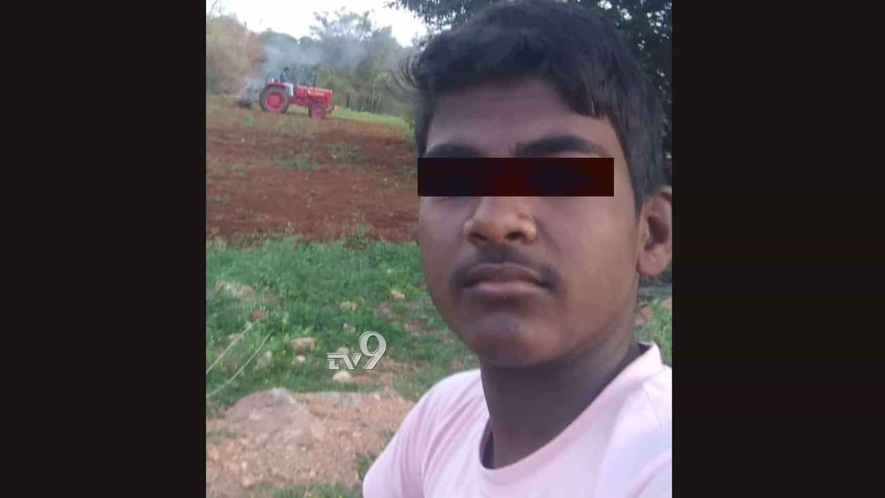 ಗೇಮ್ ಆಡಲು ಮೊಬೈಲ್ ಕೊಡದಿದ್ದಕ್ಕೆ ವಿದ್ಯಾರ್ಥಿ ಆತ್ಮಹತ್ಯೆ ಗೇಮ್ ಆಡಲು ಮೊಬೈಲ್ ಕೊಡದಿದ್ದಕ್ಕೆ ವಿದ್ಯಾರ್ಥಿ ಆತ್ಮಹತ್ಯೆ