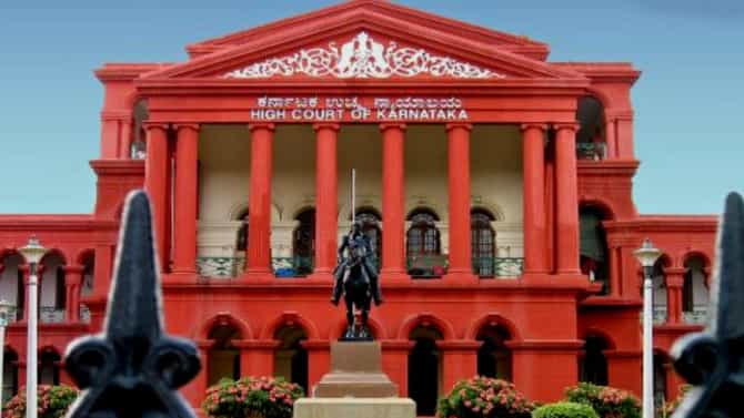 Job Reservation: ಸರ್ಕಾರಿ ಉದ್ಯೋಗದಲ್ಲಿ ಮಂಗಳಮುಖಿಯರಿಗೆ ಮೀಸಲಾತಿ; ಕರ್ನಾಟಕ ಸರ್ಕಾರದಿಂದ ಹೈಕೋರ್ಟ್​ಗೆ ಪ್ರಮಾಣ ಪತ್ರ ಸಲ್ಲಿಕೆ