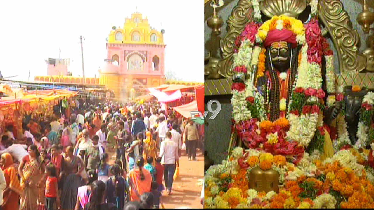 ಭಕ್ತಿ ಭಂಡಾರದ ಐತಿಹಾಸಿಕ ಮೈಲಾರ ಜಾತ್ರೆ ಸೊಬಗು, ಹಳದಿ ಬಣ್ಣದ ರಂಗು... ಭಕ್ತಿ ಭಂಡಾರದ ಐತಿಹಾಸಿಕ ಮೈಲಾರ ಜಾತ್ರೆ ಸೊಬಗು, ಹಳದಿ ಬಣ್ಣದ ರಂಗು...