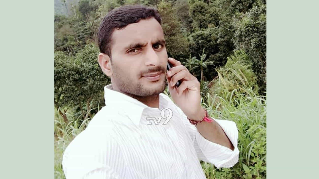 ಕೋಮಾದಲ್ಲಿದ್ದ ಪುತ್ರನ ಅಂಗಾಂಗ ದಾನ ಮಾಡಿದ ಪೋಷಕರು ಕೋಮಾದಲ್ಲಿದ್ದ ಪುತ್ರನ ಅಂಗಾಂಗ ದಾನ ಮಾಡಿದ ಪೋಷಕರು