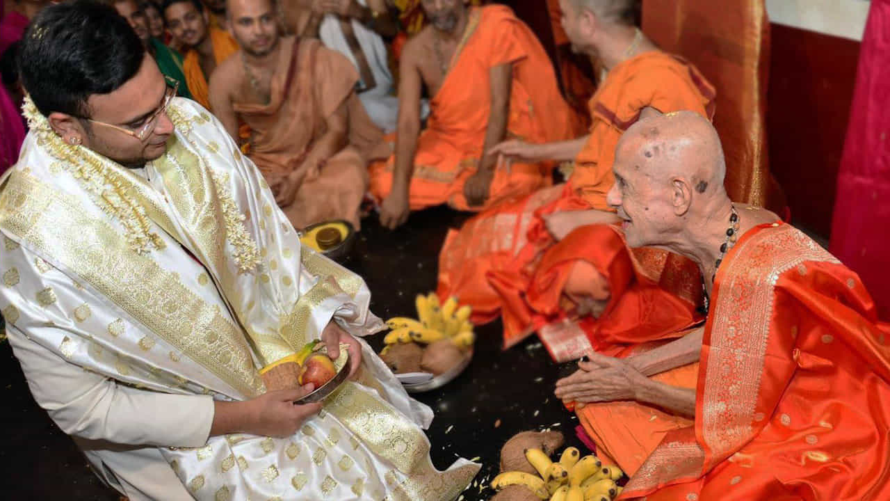 ಒಡೆಯರ್ ಜೊತೆಗಿನ ಅಪರೂಪದ ಫೋಟೋ ಹಂಚಿಕೊಂಡು ಸಂತಾಪ ಸೂಚಿಸಿದ ಯದುವೀರ್ ಒಡೆಯರ್ ಜೊತೆಗಿನ ಅಪರೂಪದ ಫೋಟೋ ಹಂಚಿಕೊಂಡು ಸಂತಾಪ ಸೂಚಿಸಿದ ಯದುವೀರ್