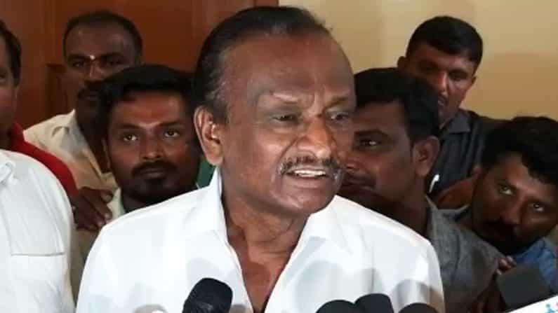 ಅಬಕಾರಿಯಲ್ಲಿ ಮಾಡೋಕೆ ಏನಿದೆ?: ಚಿಯರ್ಸ್ ಹೇಳದೆ.. ಅಸಮಾಧಾನದ ಬುಗ್ಗೆ ಚಿಮ್ಮಿಸಿದ MTB ನಾಗರಾಜ್ ಅಬಕಾರಿಯಲ್ಲಿ ಮಾಡೋಕೆ ಏನಿದೆ?: ಚಿಯರ್ಸ್ ಹೇಳದೆ.. ಅಸಮಾಧಾನದ ಬುಗ್ಗೆ ಚಿಮ್ಮಿಸಿದ MTB ನಾಗರಾಜ್