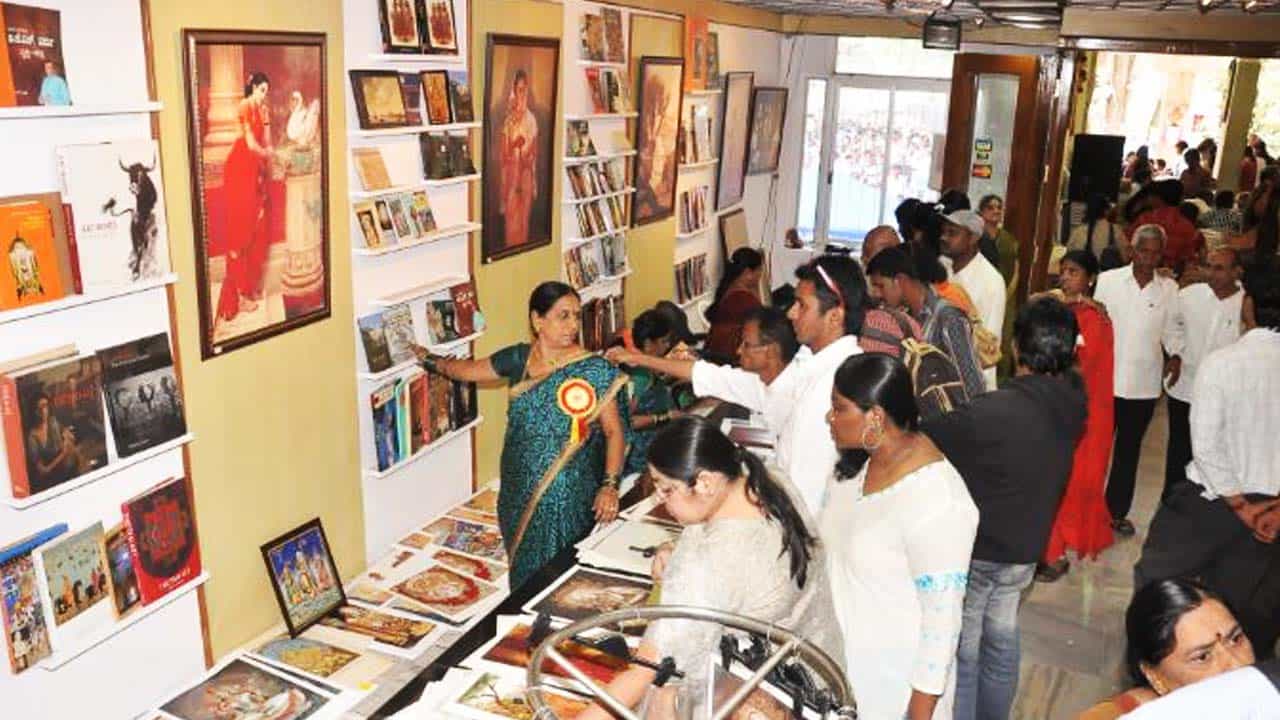 ಕಲಾರಸಿಕರ ಹಬ್ಬ: ಈ ಬಾರಿ ಚಿತ್ರಸಂತೆ ಜನವರಿ 5ರಂದು ಕಲಾರಸಿಕರ ಹಬ್ಬ: ಈ ಬಾರಿ ಚಿತ್ರಸಂತೆ ಜನವರಿ 5ರಂದು
