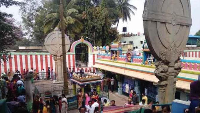 ಕೌತುಕಕ್ಕೆ ಸಾಕ್ಷಿಯಾಗಲಿದೆ ಗವಿಗಂಗಾಧರನ ಸನ್ನಿಧಿ, ಲಿಂಗ ಸ್ಪರ್ಶಿಸಲಿದ್ದಾನೆ ಸೂರ್ಯ ಕೌತುಕಕ್ಕೆ ಸಾಕ್ಷಿಯಾಗಲಿದೆ ಗವಿಗಂಗಾಧರನ ಸನ್ನಿಧಿ, ಲಿಂಗ ಸ್ಪರ್ಶಿಸಲಿದ್ದಾನೆ ಸೂರ್ಯ
