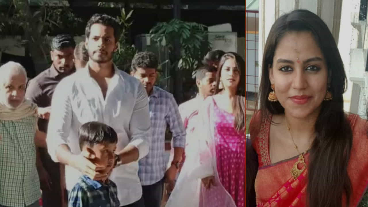 ಪ್ರೇಮಿಗಳ ದಿನಕ್ಕೆ 3ದಿನ ಮುಂಚೆ ನಿಖಿಲ್-ರೇವತಿ ನಿಶ್ಚಿತಾರ್ಥ, ವಿವಾಹ ಏಪ್ರಿಲ್ನಲ್ಲಿ ಪ್ರೇಮಿಗಳ ದಿನಕ್ಕೆ 3ದಿನ ಮುಂಚೆ ನಿಖಿಲ್-ರೇವತಿ ನಿಶ್ಚಿತಾರ್ಥ, ವಿವಾಹ ಏಪ್ರಿಲ್ನಲ್ಲಿ