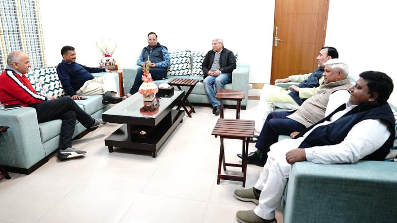 ಆಮ್ ಆದ್ಮಿ ಕೇಜ್ರಿವಾಲ್ 3.0 ಪ್ರಮಾಣಕ್ಕೆ ರಾಮಲೀಲಾ ಮೈದಾನ ಸಜ್ಜು ಆಮ್ ಆದ್ಮಿ ಕೇಜ್ರಿವಾಲ್ 3.0 ಪ್ರಮಾಣಕ್ಕೆ ರಾಮಲೀಲಾ ಮೈದಾನ ಸಜ್ಜು