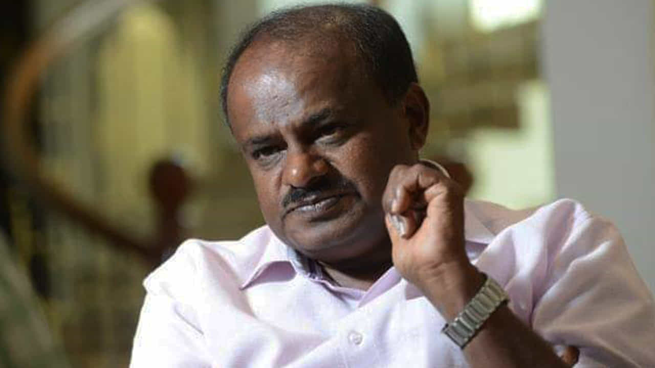 ಆ ಅಧಿಕಾರಿ ನನಗೇ 1 ಕೋಟಿ ರೂ. ಲಂಚದ ಆಮಿಷ ನೀಡಿದ್ದರು: HD ಕುಮಾರಸ್ವಾಮಿ