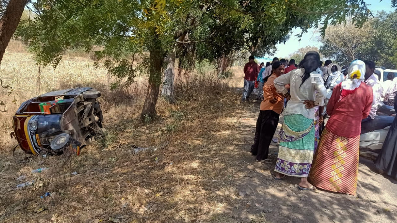 ಆಸ್ಪತ್ರೆಯಿಂದ ವಾಪಸಾಗುತ್ತಿದ್ದಾಗ ಟಂಟಂ ಪಲ್ಟಿ, ಗರ್ಭಿಣಿ ಸಾವು