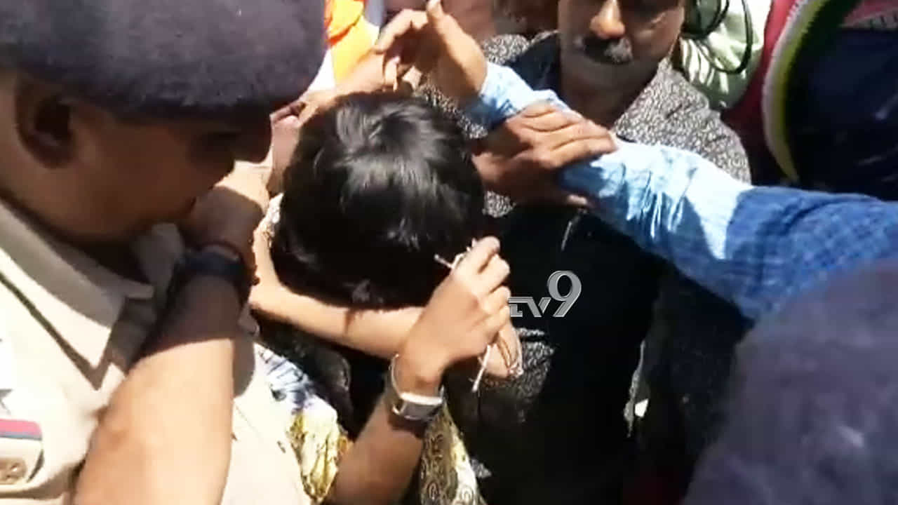 ರಾಜಧಾನಿಯಲ್ಲಿ ಮತ್ತೆ ಪಾಕ್ ಪರ ಘೋಷಣೆ ರಾಜಧಾನಿಯಲ್ಲಿ ಮತ್ತೆ ಪಾಕ್ ಪರ ಘೋಷಣೆ