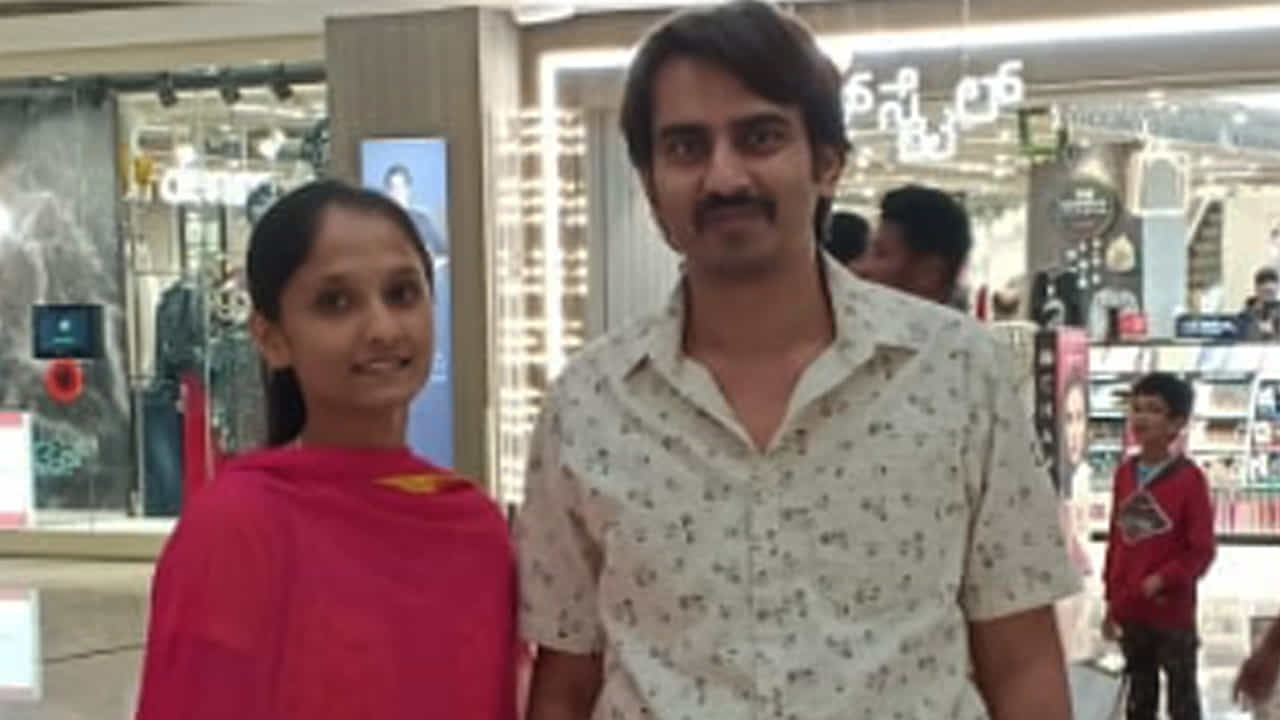 ಬೆಂಗಳೂರಿನಲ್ಲಿ ಅನುಮಾನಾಸ್ಪದ ರೀತಿಯಲ್ಲಿ ಟೆಕ್ಕಿ ಪತ್ನಿ ಶವ ಪತ್ತೆ! ಬೆಂಗಳೂರಿನಲ್ಲಿ ಅನುಮಾನಾಸ್ಪದ ರೀತಿಯಲ್ಲಿ ಟೆಕ್ಕಿ ಪತ್ನಿ ಶವ ಪತ್ತೆ!