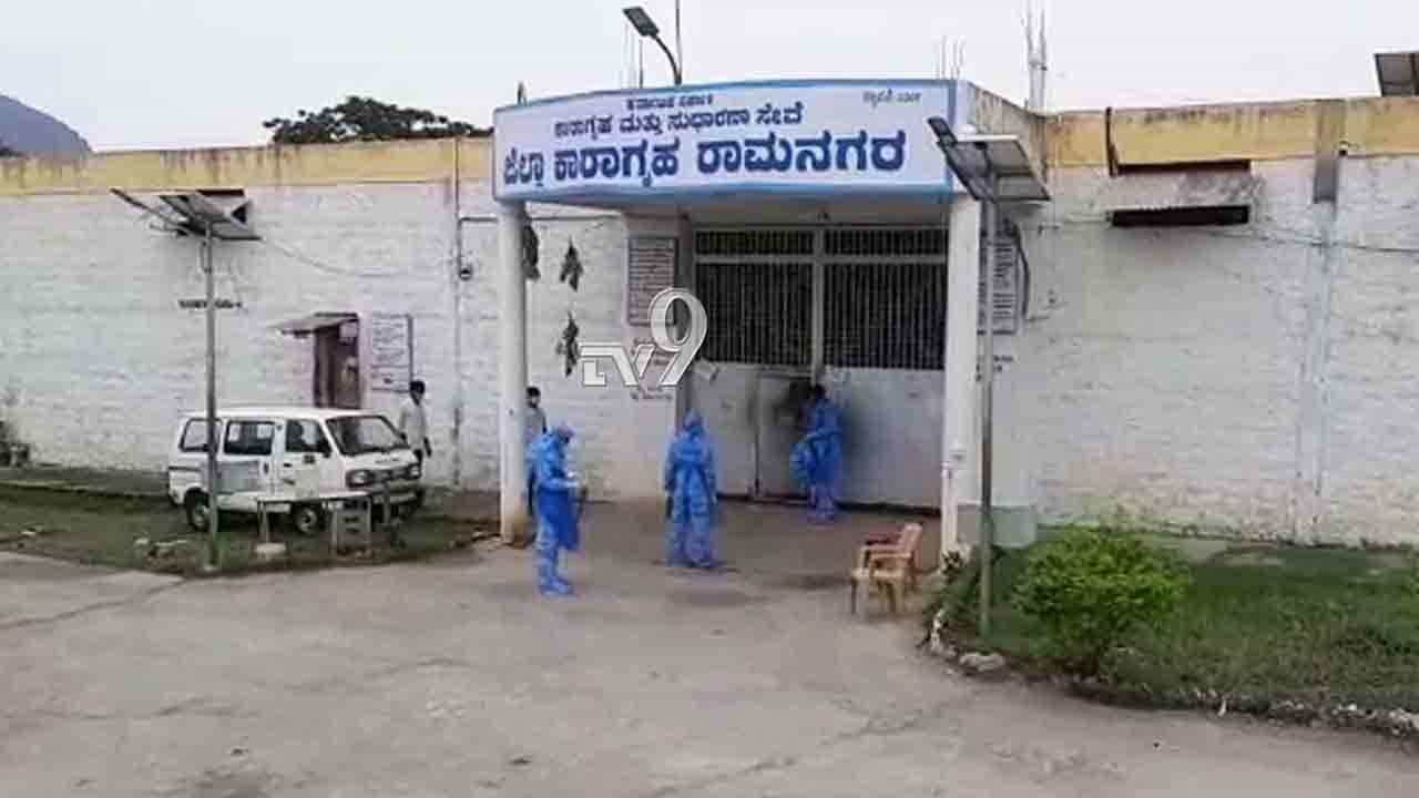ಪಾದರಾಯನಪುರದ ಈ 5 ಮಂದಿ ಬರೀ ಸೋಂಕಿತರಲ್ಲ.. ಕೊರೊನಾ ಬಾಂಬರ್ಗಳು..! ಪಾದರಾಯನಪುರದ ಈ 5 ಮಂದಿ ಬರೀ ಸೋಂಕಿತರಲ್ಲ.. ಕೊರೊನಾ ಬಾಂಬರ್ಗಳು..!