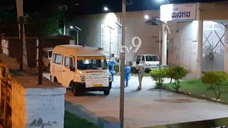 ಬೆಂಗಳೂರಿನಲ್ಲಿ ಕೊರೊನಾ ಕಾಟದ ಮಧ್ಯೆ ಗುಡುಗು ಸಹಿತ ಭಾರೀ ಮಳೆ