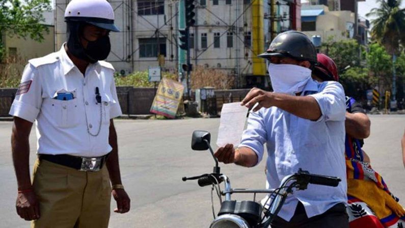 ಇಂದಿನಿಂದ 14 ದಿನ ವಾಹನಗಳು ರಸ್ತೆಗಿಳಿಯುವಂತಿಲ್ಲ; ಲಸಿಕೆ ತೆಗೆದುಕೊಳ್ಳಲು ಹೋಗುವವರು ಮೆಸೇಜ್​ ತೋರಿಸಿದರೆ ಅನುಮತಿ