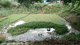 KIMS ನಿರ್ಲಕ್ಷ್ಯ: ಆಕ್ಸಿಜನ್ ಅಳವಡಿಸಿದ ಮಗುವನ್ನ ಕೈಯಲ್ಲಿ ಹಿಡಿದುಕೊಂಡೇ ಸಾಗಿದ ಅಪ್ಪ