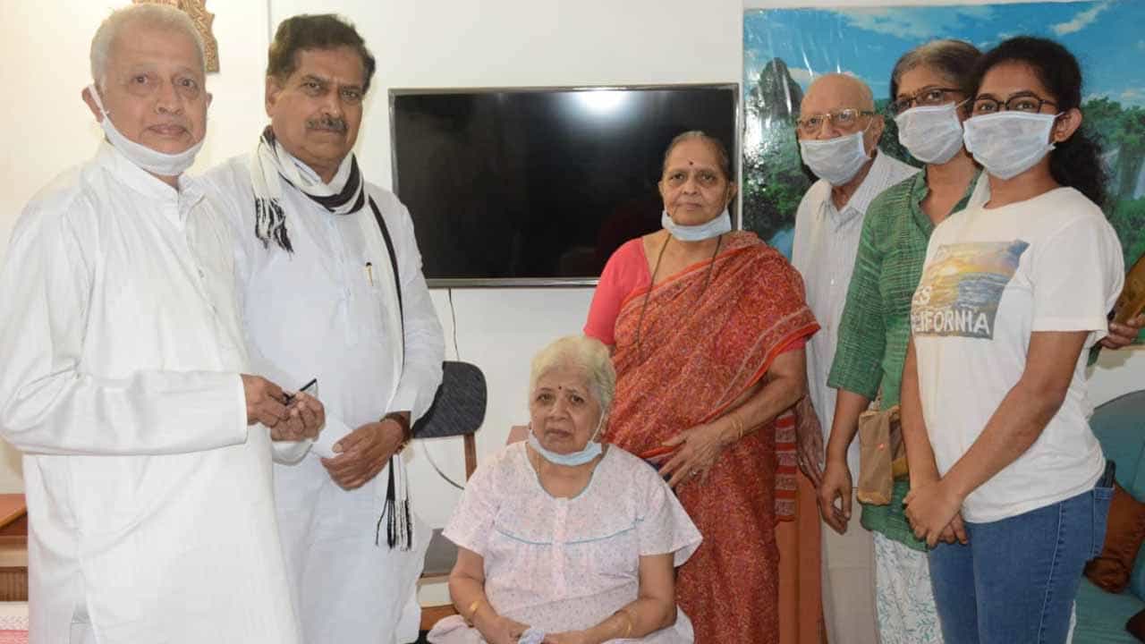 PM ನಿಧಿಗೆ ದೇಣಿಗೆ ನೀಡಿ ಮಾದರಿಯಾದ ದಿವ್ಯಾಂಗ ವೃದ್ಧೆ PM ನಿಧಿಗೆ ದೇಣಿಗೆ ನೀಡಿ ಮಾದರಿಯಾದ ದಿವ್ಯಾಂಗ ವೃದ್ಧೆ