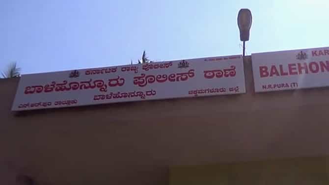 ಲಾಕ್​ಡೌನ್ ಪರಿಣಾಮ! ರಂಜಾನ್‍ ಹಬ್ಬಕ್ಕೆ ಬಟ್ಟೆ ಕೊಡಿಸ್ಲಿಲ್ಲ ಅಂತಾ ಪತ್ನಿ ಆತ್ಮಹತ್ಯೆ