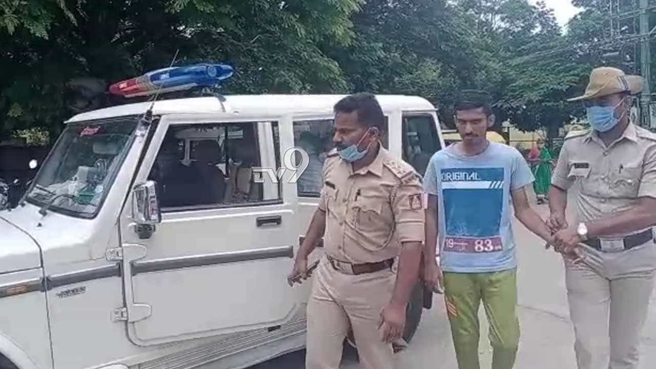 ಸಿಲಿಕಾನ್ ಸಿಟಿಯಲ್ಲಿ ವೃದ್ಧ ದಂಪತಿಯನ್ನ ಹತ್ಯೆ ಮಾಡಿದ್ದ ಆರೋಪಿ ಅಂದರ್ ಸಿಲಿಕಾನ್ ಸಿಟಿಯಲ್ಲಿ ವೃದ್ಧ ದಂಪತಿಯನ್ನ ಹತ್ಯೆ ಮಾಡಿದ್ದ ಆರೋಪಿ ಅಂದರ್