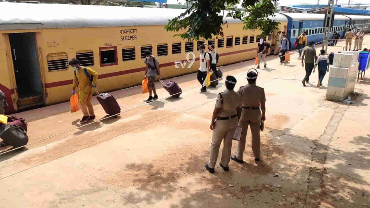 ಬೆಂಗಳೂರಿನಿಂದ ಉತ್ತರ ರಾಜ್ಯಗಳಿಗೆ ತೆರಳಲಿವೆ 4 ಶ್ರಮಿಕ ವಿಶೇಷ ರೈಲು, 6000 ವಲಸಿಗರ ಪ್ರಯಾಣ