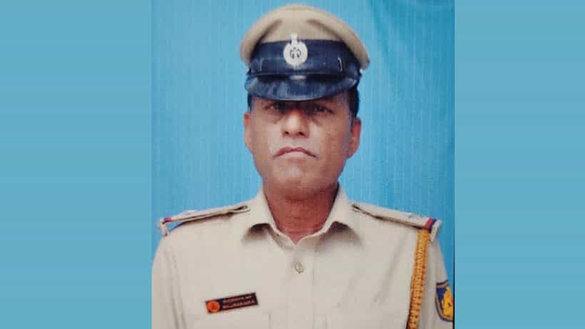 ಠಾಣೆಯ ಬಳಿ ಮರಕ್ಕೆ ನೇಣು ಹಾಕಿಕೊಂಡು KSRP ಅಧಿಕಾರಿ ಆತ್ಮಹತ್ಯೆ