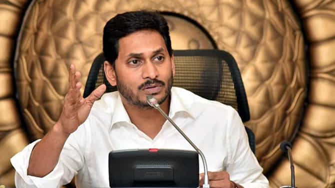 ಮಾ‍ತು ತಪ್ಪದ ಜಗನ್ ಮೋಹನ್, ಸಂತ್ರಸ್ತರಿಂದ ಸೈ ಅನ್ನಿಸ್ಕೊಂಡ್ರು