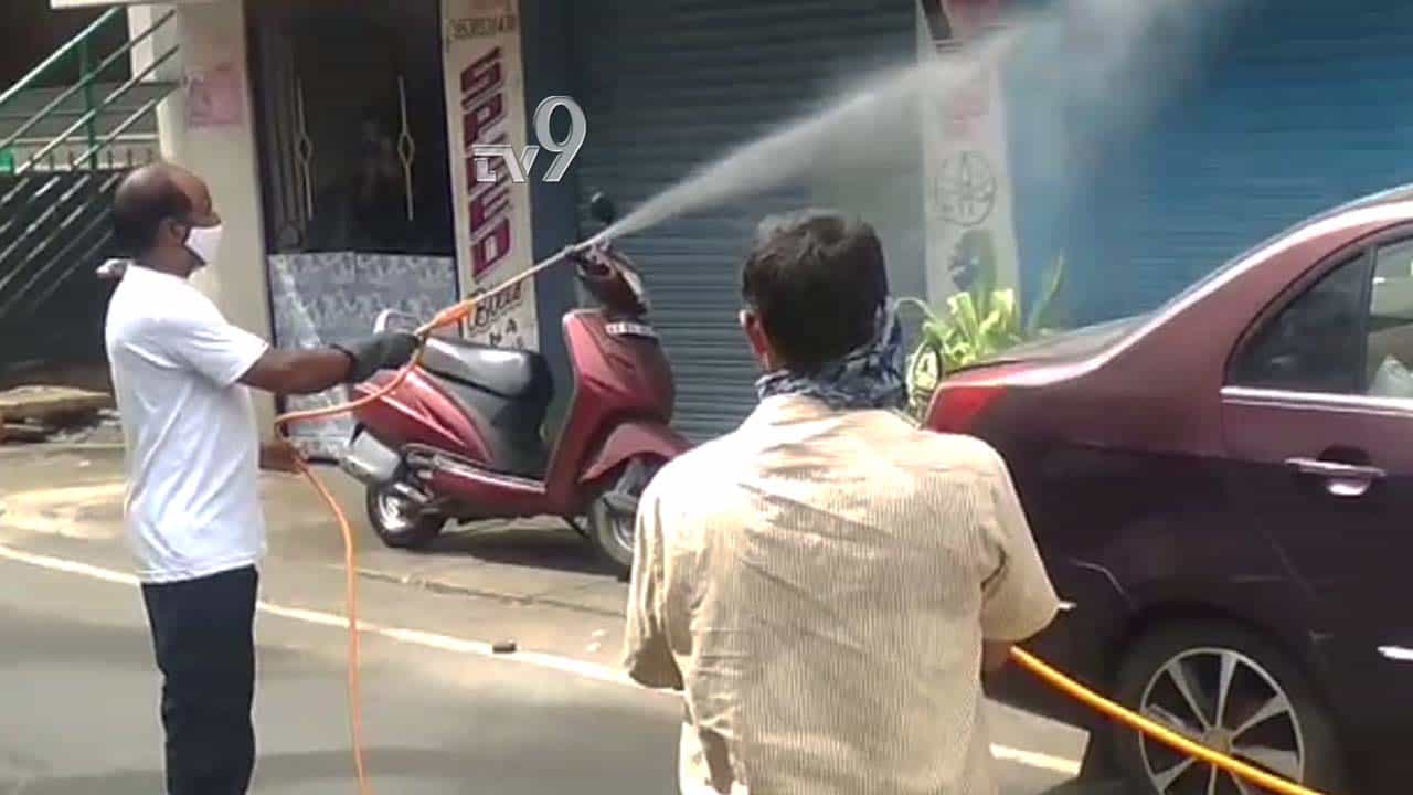 ಬೆಂಗಳೂರಲ್ಲಿ ಕಬಾಬ್ ಸೆಂಟರ್ ಮಾಲೀಕನಿಗೆ ಕೊರೊನಾ, ಗ್ರಾಹಕರಿಗೆ ಶುರುವಾಯ್ತು ಆತಂಕ! ಬೆಂಗಳೂರಲ್ಲಿ ಕಬಾಬ್ ಸೆಂಟರ್ ಮಾಲೀಕನಿಗೆ ಕೊರೊನಾ, ಗ್ರಾಹಕರಿಗೆ ಶುರುವಾಯ್ತು ಆತಂಕ!
