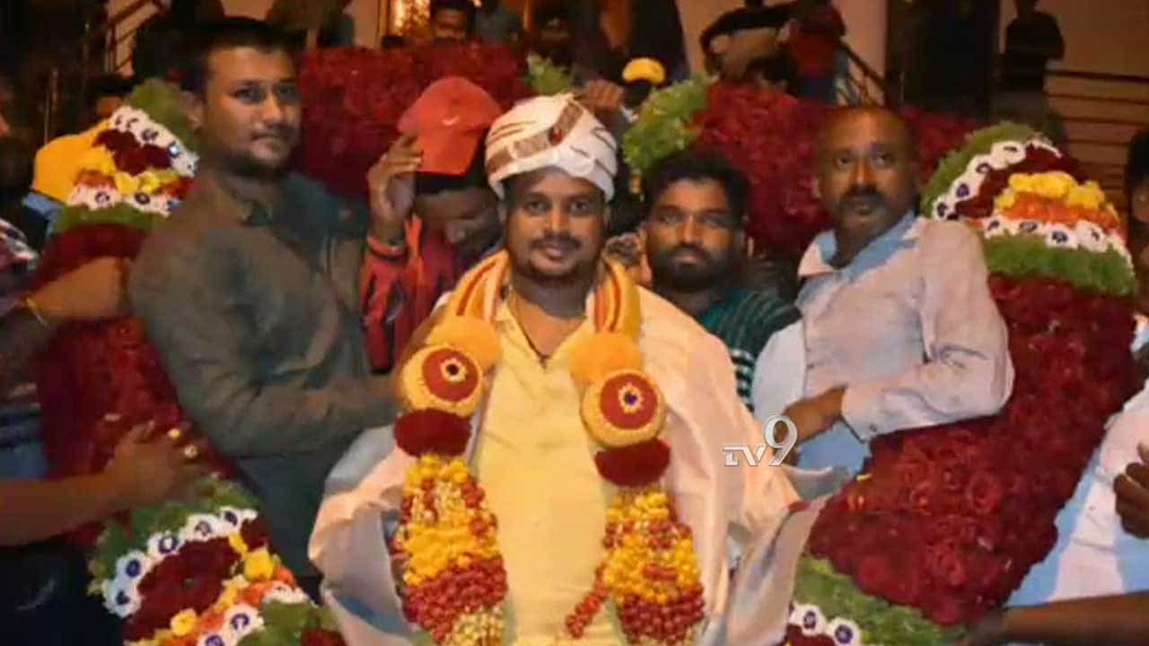 ಸೋಂಕಿನ ಭೀತಿಯ ಮಧ್ಯೆಯೂ ಮಾಜಿ ರೌಡಿಶೀಟರ್‌ ಭರ್ಜರಿ ಬರ್ತ್​ ಡೇ