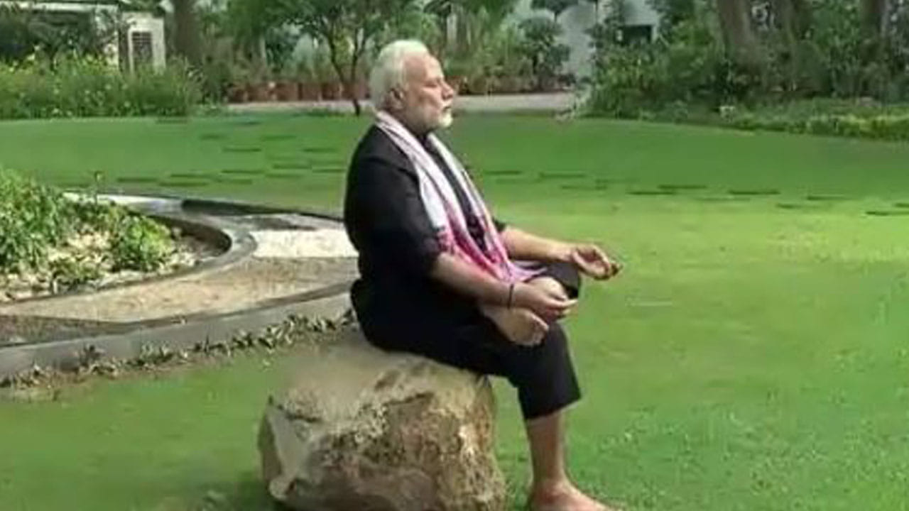 ಯೋಗ ದಿನವನ್ನು ಮನೆಯಲ್ಲೇ ಆಚರಿಸಿ -ದೇಶದ ಜನರಿಗೆ ಪ್ರಧಾನಿ ಮೋದಿ ಕರೆ ಯೋಗ ದಿನವನ್ನು ಮನೆಯಲ್ಲೇ ಆಚರಿಸಿ -ದೇಶದ ಜನರಿಗೆ ಪ್ರಧಾನಿ ಮೋದಿ ಕರೆ