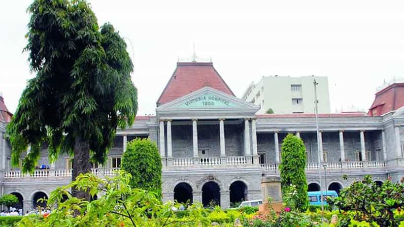 ನಾನು ತಲೆ ಹೊಡೆದುಕೊಂಡು ಸತ್ತು ಹೋಗ್ತೀನಿ ಮಗನಿಗೆ ಕರೆ ಮಾಡಿ ಸೋಂಕಿತೆ ಅಳಲು