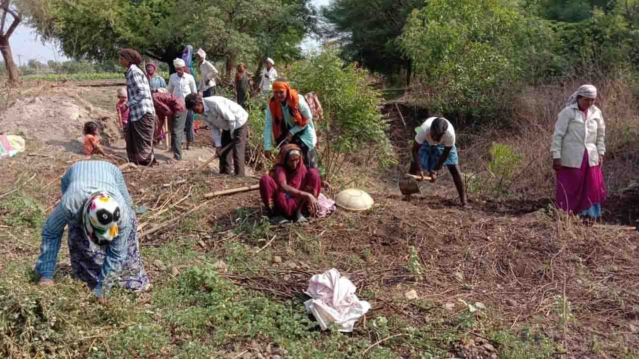 ಉದ್ಯೋಗವಿಲ್ಲದೆ ತವರು ಸೇರಿದ ಕಾರ್ಮಿಕರಿಗೆ ವರದಾನವಾಯ್ತು ಈ ಯೋಜನೆ