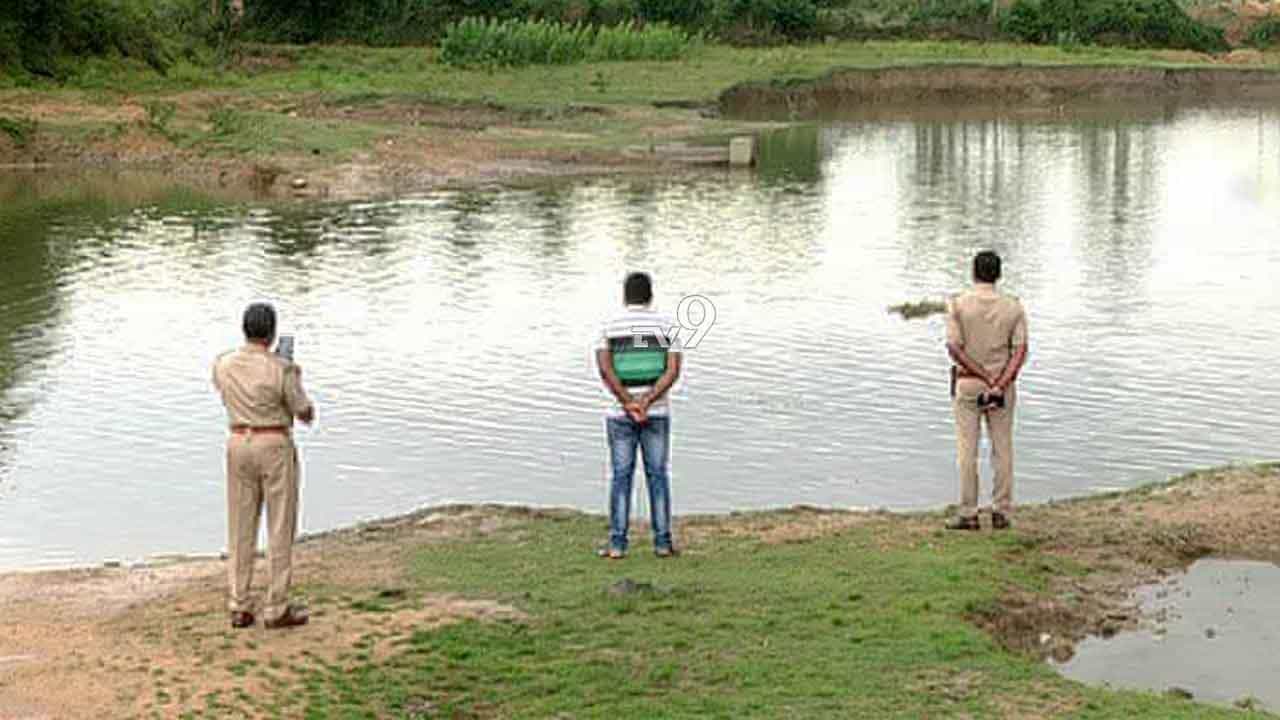 ಕೆರೆಯಲ್ಲಿ ಮೀನು ಹಿಡಿಯಲು ಹೋದ ಎರಡು ಮಕ್ಕಳು ಜಲಸಮಾಧಿ ಕೆರೆಯಲ್ಲಿ ಮೀನು ಹಿಡಿಯಲು ಹೋದ ಎರಡು ಮಕ್ಕಳು ಜಲಸಮಾಧಿ
