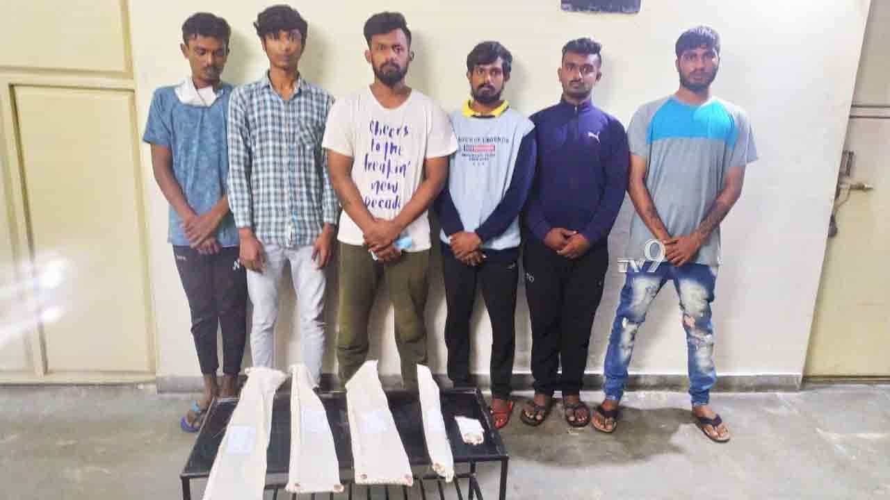 ದರೋಡೆಗೆ ಸ್ಕೆಚ್ ಹಾಕಿದ್ದ ನಟೋರಿಯಸ್ ರೌಡಿ RX ರವಿ ಬಂಧನ ದರೋಡೆಗೆ ಸ್ಕೆಚ್ ಹಾಕಿದ್ದ ನಟೋರಿಯಸ್ ರೌಡಿ RX ರವಿ ಬಂಧನ