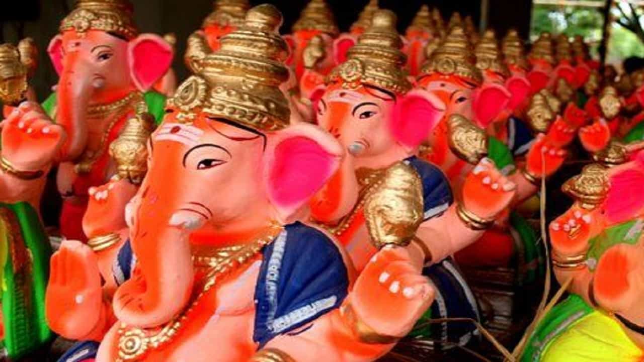 ಕಲಬುರಗಿಯಲ್ಲಿ ಗಣೇಶೋತ್ಸವಕ್ಕೆ DC ಬ್ರೇಕ್, ಕಟ್ಟುನಿಟ್ಟು ಕ್ರಮಕ್ಕೆ ಸೂಚನೆ ಕಲಬುರಗಿಯಲ್ಲಿ ಗಣೇಶೋತ್ಸವಕ್ಕೆ DC ಬ್ರೇಕ್, ಕಟ್ಟುನಿಟ್ಟು ಕ್ರಮಕ್ಕೆ ಸೂಚನೆ