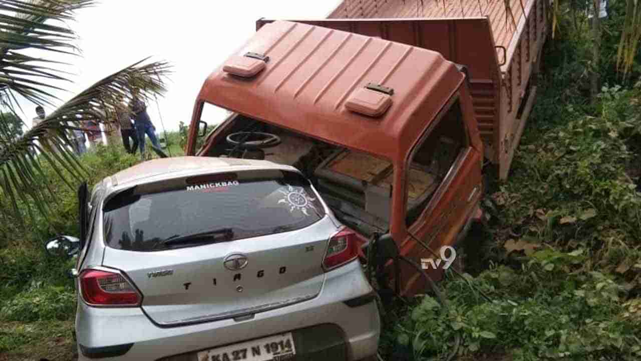 ಕ್ಯಾಂಟರ್-ಕಾರ್ ಮುಖಾಮುಖಿ: ಲ್ಯಾಬ್ ಟೆಕ್ನಿಷಿಯನ್ ಸ್ಥಳದಲ್ಲೇ ದುರ್ಮರಣ