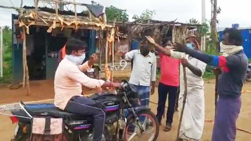 ಕೊರೊನಾ ಭೀತಿ ಮಧ್ಯೆ ಸ್ವಯಂ ಲಾಕ್ಡೌನ್ ಮಾಡಿಕೊಂಡ ಗ್ರಾಮಸ್ಥರು, ಎಲ್ಲಿ?