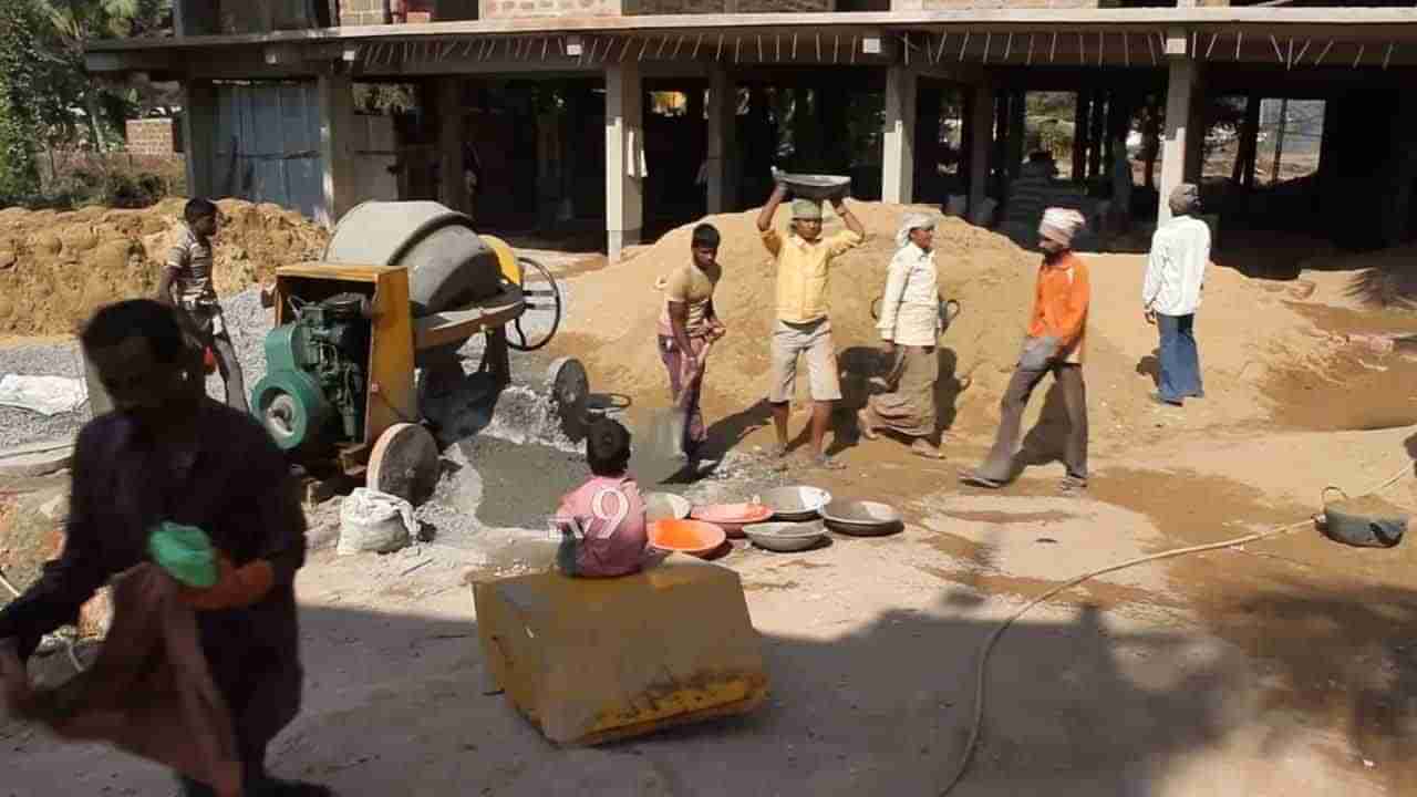 ಕಟ್ಟಡ ಕಾಮಗಾರಿಗಾಗಿ ಮೇಸ್ತ್ರಿಗಳನ್ನು ಫ್ಲೈಟ್ನಲ್ಲಿ ಕರೆಸಿಕೊಂಡ ಬಿಲ್ಡರ್, ಎಲ್ಲಿ..?