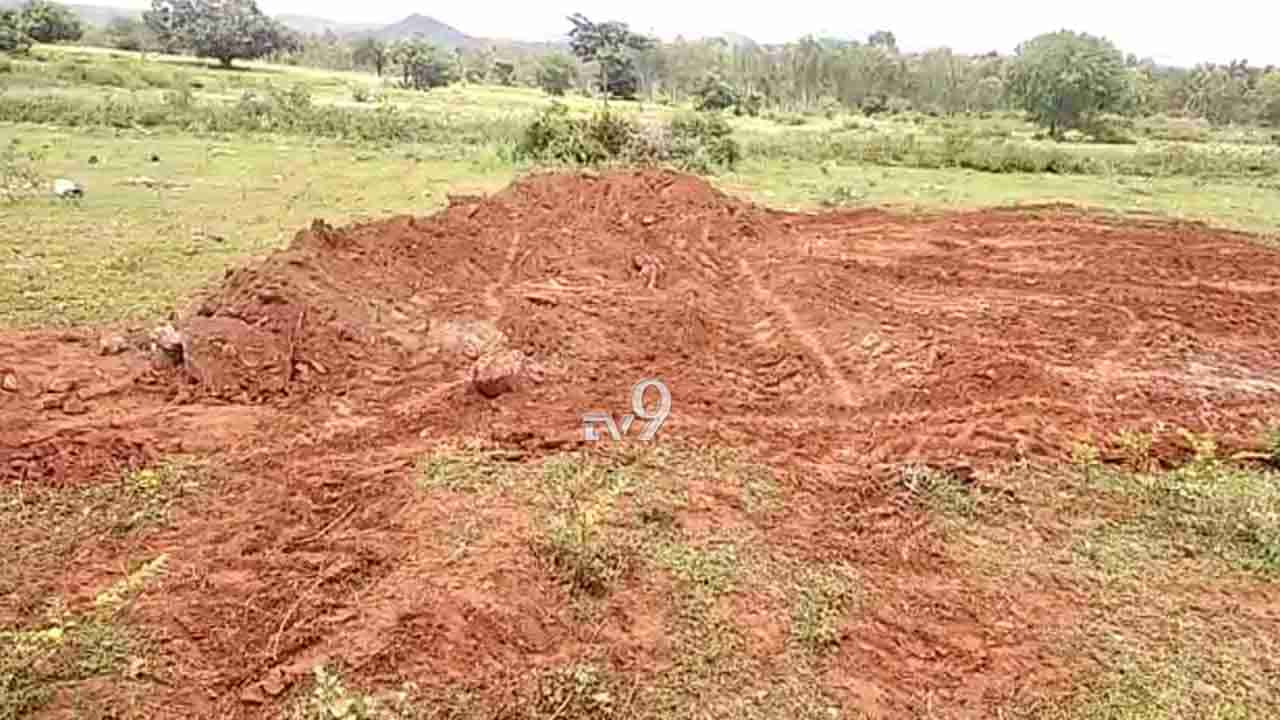 ಬೆಂಗಳೂರು ಅಪರಿಚಿತರಿಂದ ರಾತ್ರೋರಾತ್ರಿ ಅಂತ್ಯಕ್ರಿಯೆಗೆ ಸಿದ್ಧತೆ: JCB ಜಖಂ, ಅರೆಸ್ಟ್