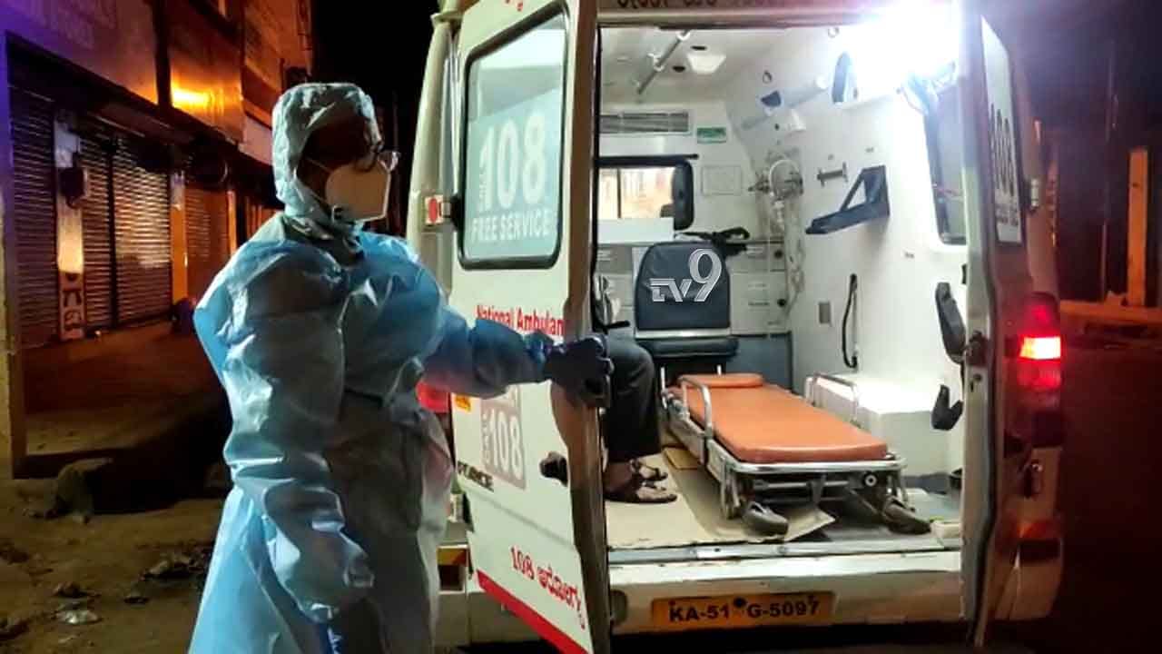 ಸೋಂಕಿತರನ್ನು ಆಸ್ಪತ್ರೆಗೆ ಕರೆತರಲು ಆ್ಯಂಬುಲೆನ್ಸ್ ಚಾಲಕರೇ ಇಲ್ಲ, ಏಕೆ? ಸೋಂಕಿತರನ್ನು ಆಸ್ಪತ್ರೆಗೆ ಕರೆತರಲು ಆ್ಯಂಬುಲೆನ್ಸ್ ಚಾಲಕರೇ ಇಲ್ಲ, ಏಕೆ?