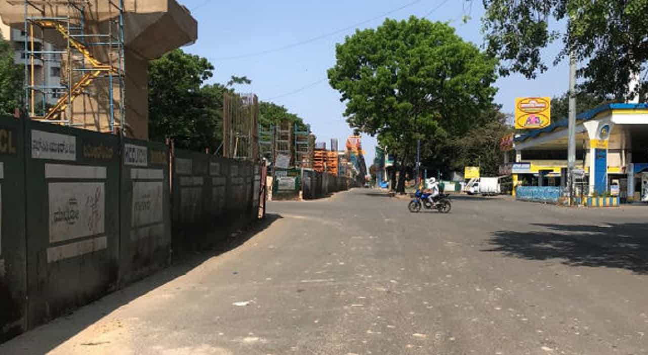 ವಾರದ ಲಾಕ್ಡೌನ್ ಮುಕ್ತಾಯ, ನಾಳೆಯಿಂದ ಮತ್ತೆ ಲಾಕ್ ಆಗುತ್ತಾ ರಾಜಧಾನಿ? ವಾರದ ಲಾಕ್ಡೌನ್ ಮುಕ್ತಾಯ, ನಾಳೆಯಿಂದ ಮತ್ತೆ ಲಾಕ್ ಆಗುತ್ತಾ ರಾಜಧಾನಿ?
