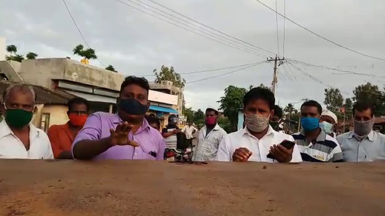 ಹೆರಿಗೆ ಆಸ್ಪತ್ರೆ ವೈದ್ಯರ ಎಡವಟ್ಟಿಗೆ ಇಡೀ ಗ್ರಾಮಕ್ಕೆ ಗಂಡಾಂತರ.. ಎಲ್ಲಿ? ಹೆರಿಗೆ ಆಸ್ಪತ್ರೆ ವೈದ್ಯರ ಎಡವಟ್ಟಿಗೆ ಇಡೀ ಗ್ರಾಮಕ್ಕೆ ಗಂಡಾಂತರ.. ಎಲ್ಲಿ?